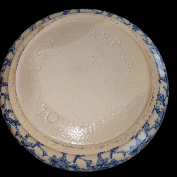 Vintage Robinson Ransbottom (R.R.P. Co) Crock With Lid. - Picture 3 of 3